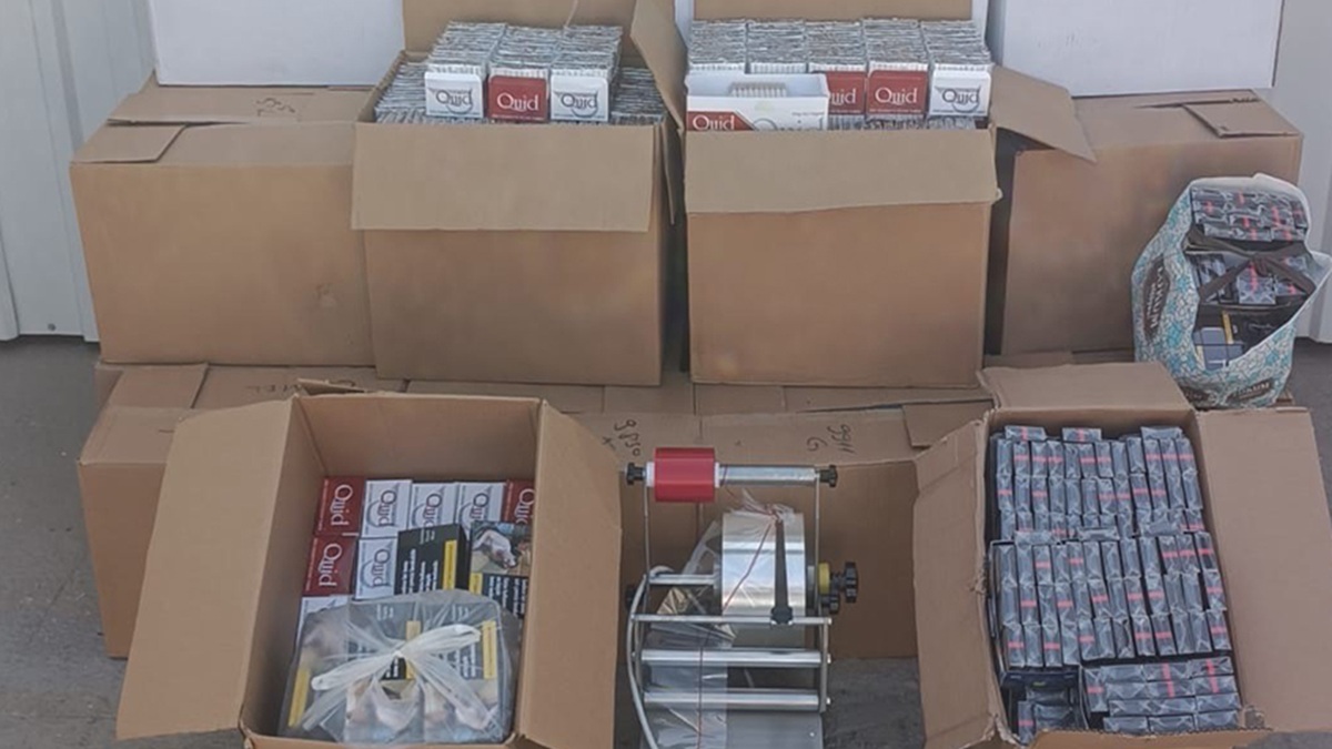 Aydın’da 260 Bin Doldurulmuş Makaron ve Paketleme Makinesi Ele Geçirildi!